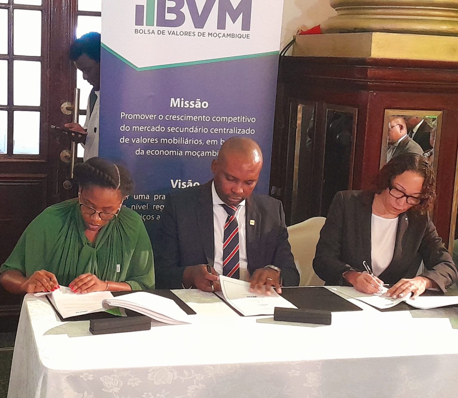 MOZAMBIQUE, ANGOLA and CAPE VERDE STOCK EXCHANGES RENEW PARTNERSHIP TO BOOST CAPITAL MARKETS